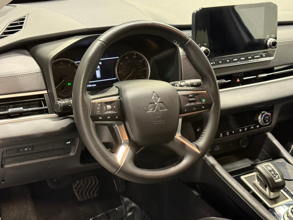 2024 MITSUBISHI OUTLANDER - Image 18