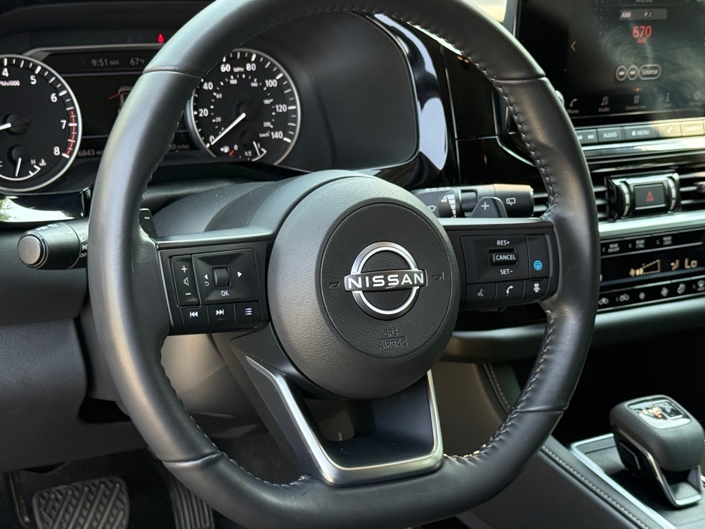 2025 NISSAN PATHFINDER - Image 16