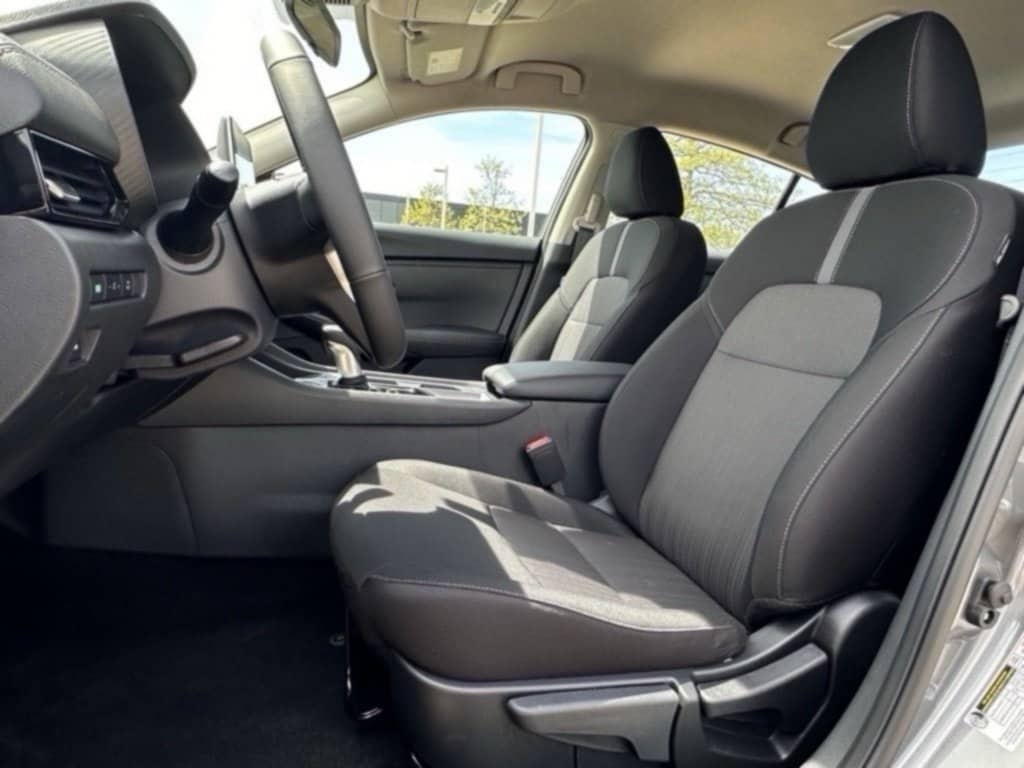 2025 NISSAN SENTRA - Image 15