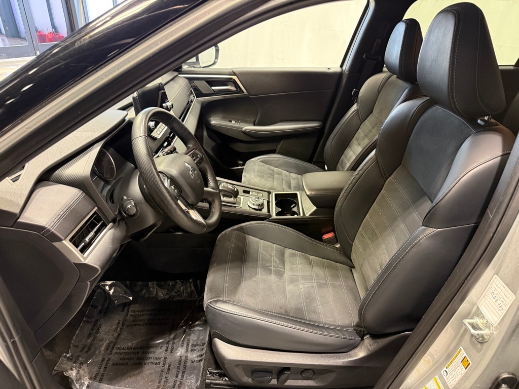 2024 MITSUBISHI OUTLANDER - Image 21