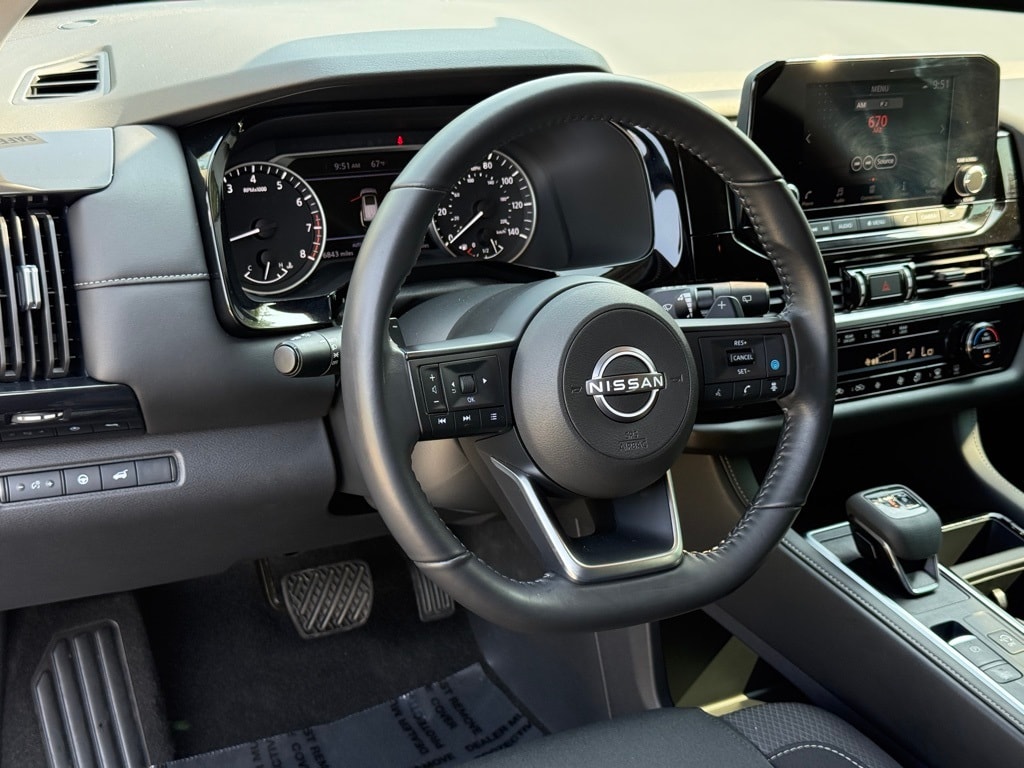 2025 NISSAN PATHFINDER - Image 17