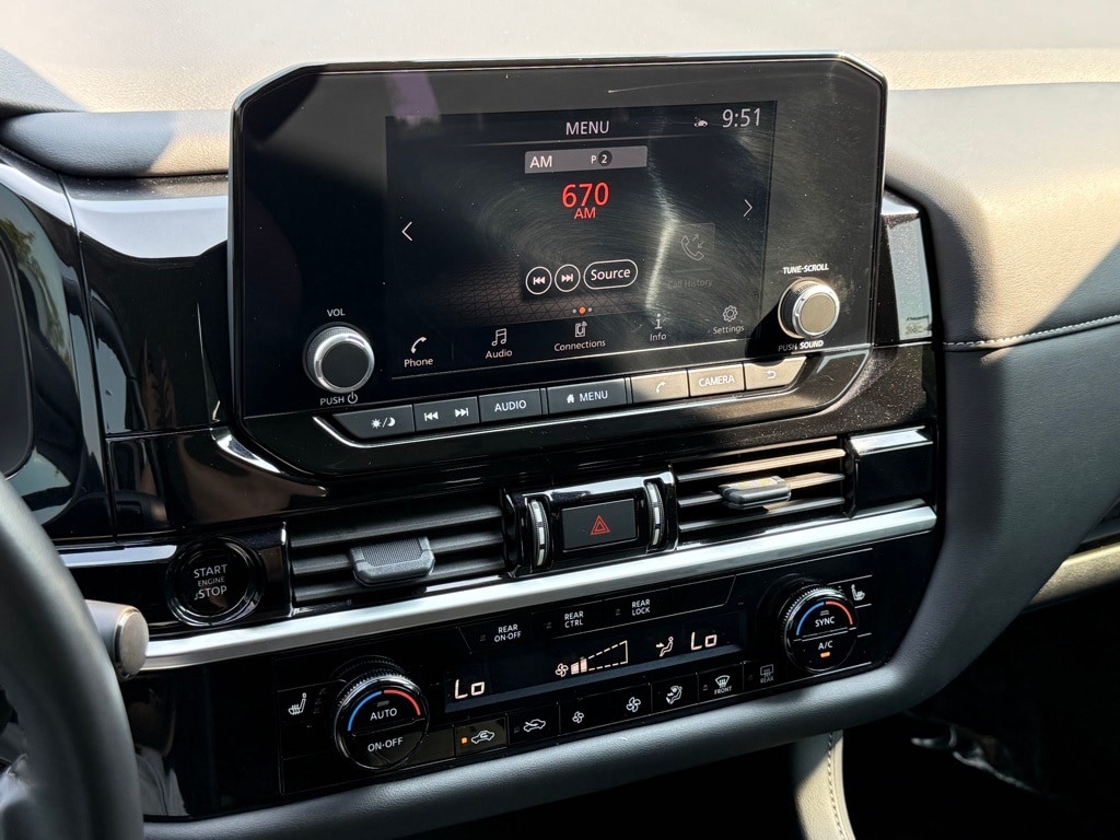 2025 NISSAN PATHFINDER - Image 12