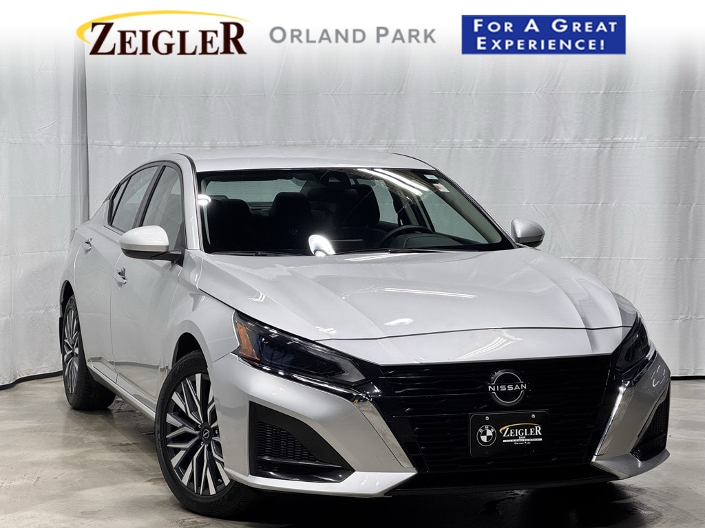 2023 NISSAN ALTIMA - Image 1