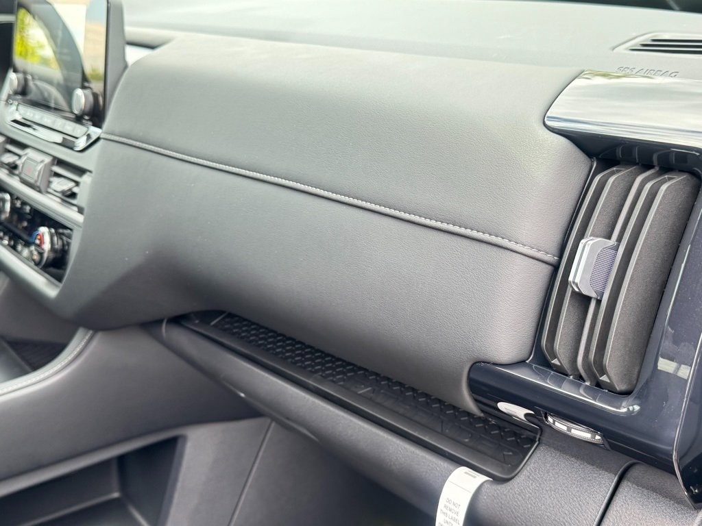 2025 NISSAN PATHFINDER - Image 26