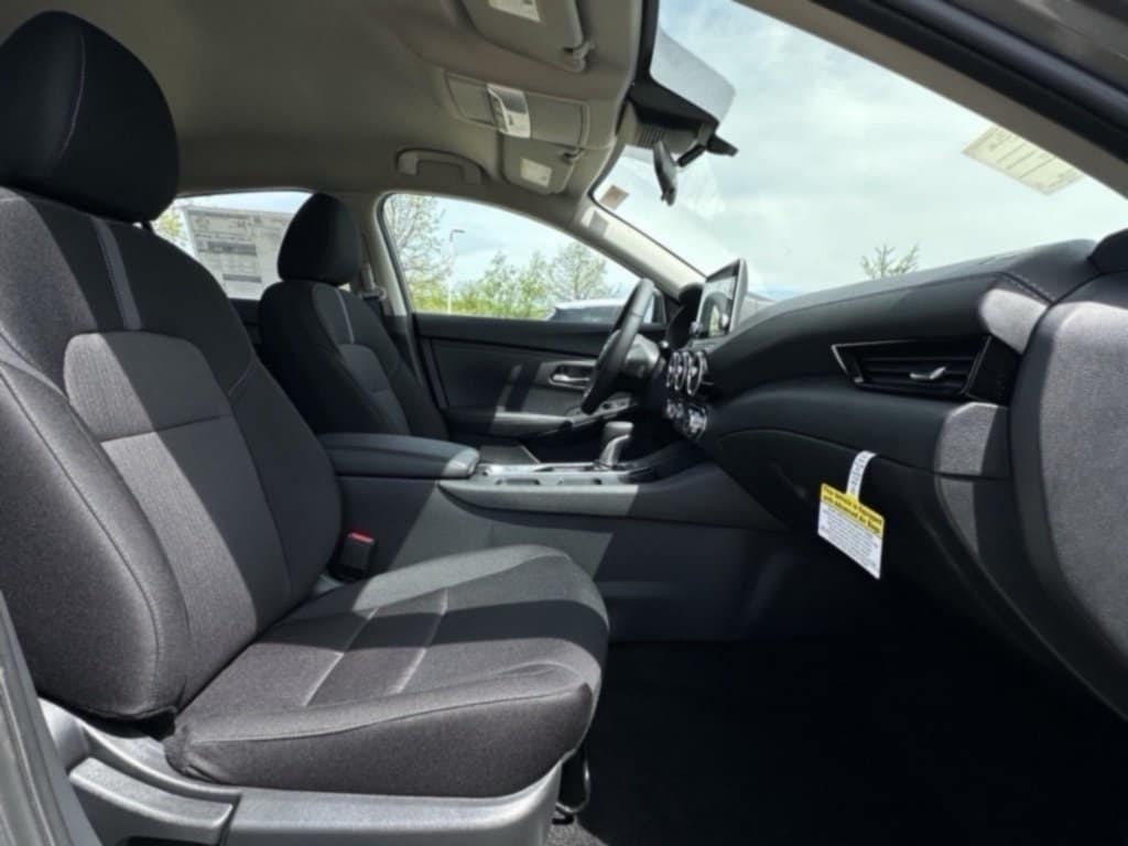 2025 NISSAN SENTRA - Image 22
