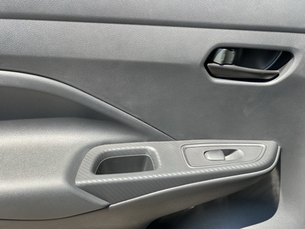 2025 NISSAN VERSA - Image 22