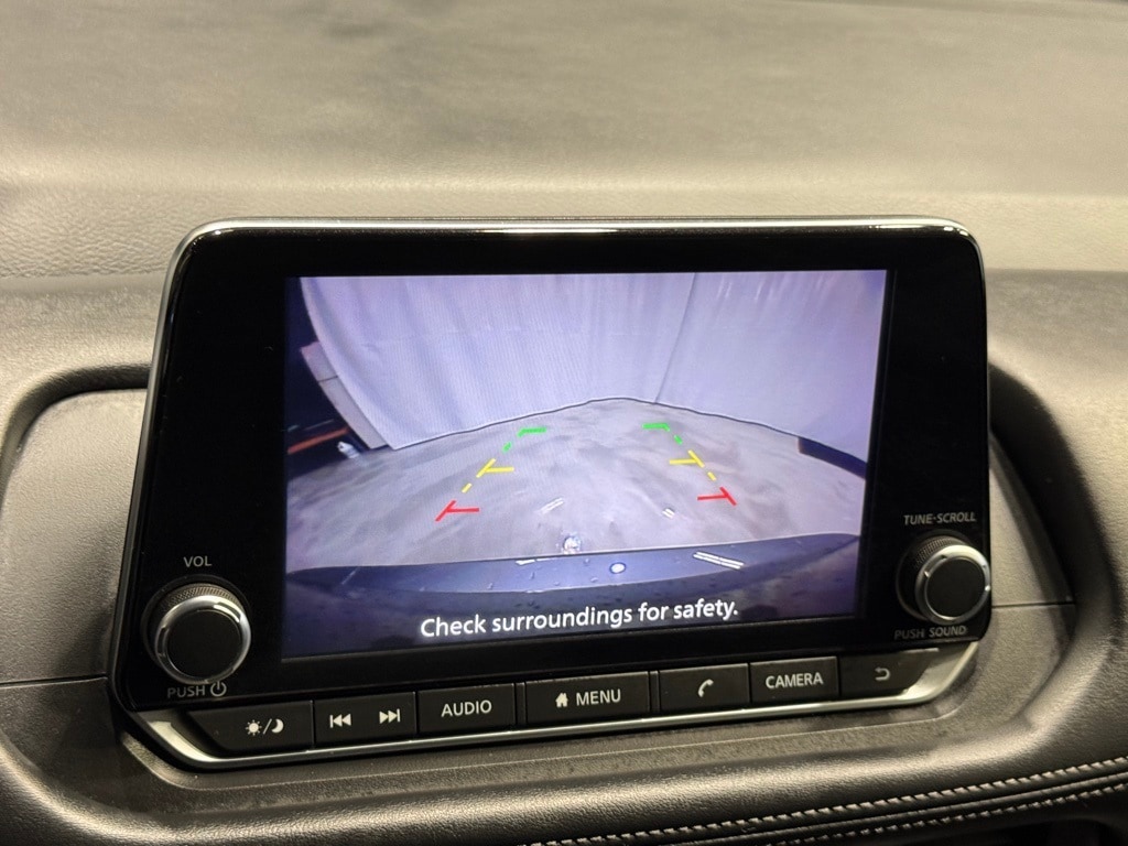 2024 NISSAN ROGUE - Image 9