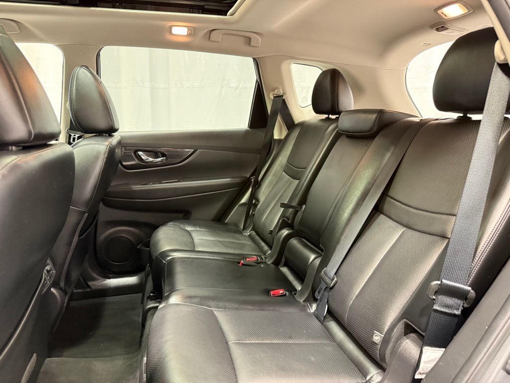 2018 NISSAN ROGUE - Image 20