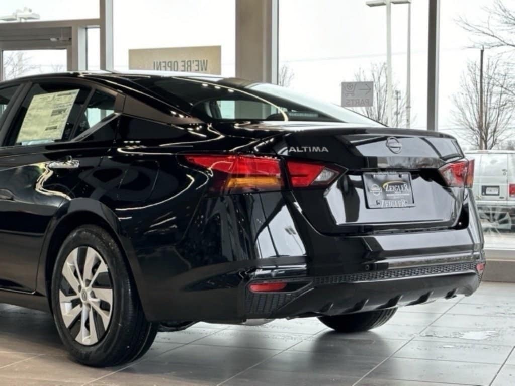 2025 NISSAN ALTIMA - Image 8