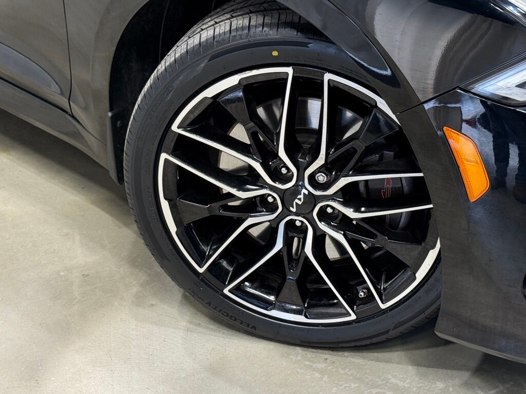 2024 KIA K5 - Image 13