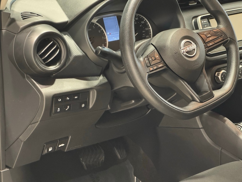 2023 NISSAN KICKS - Image 17