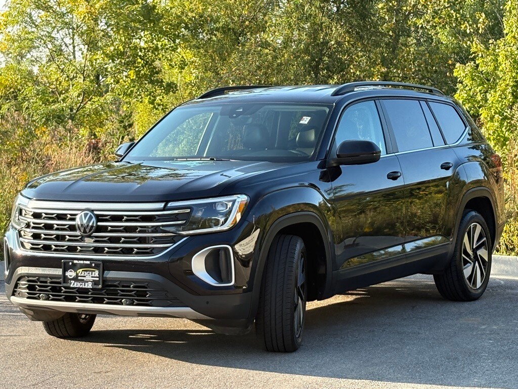 2024 Volkswagen Atlas SE Technology photo 3