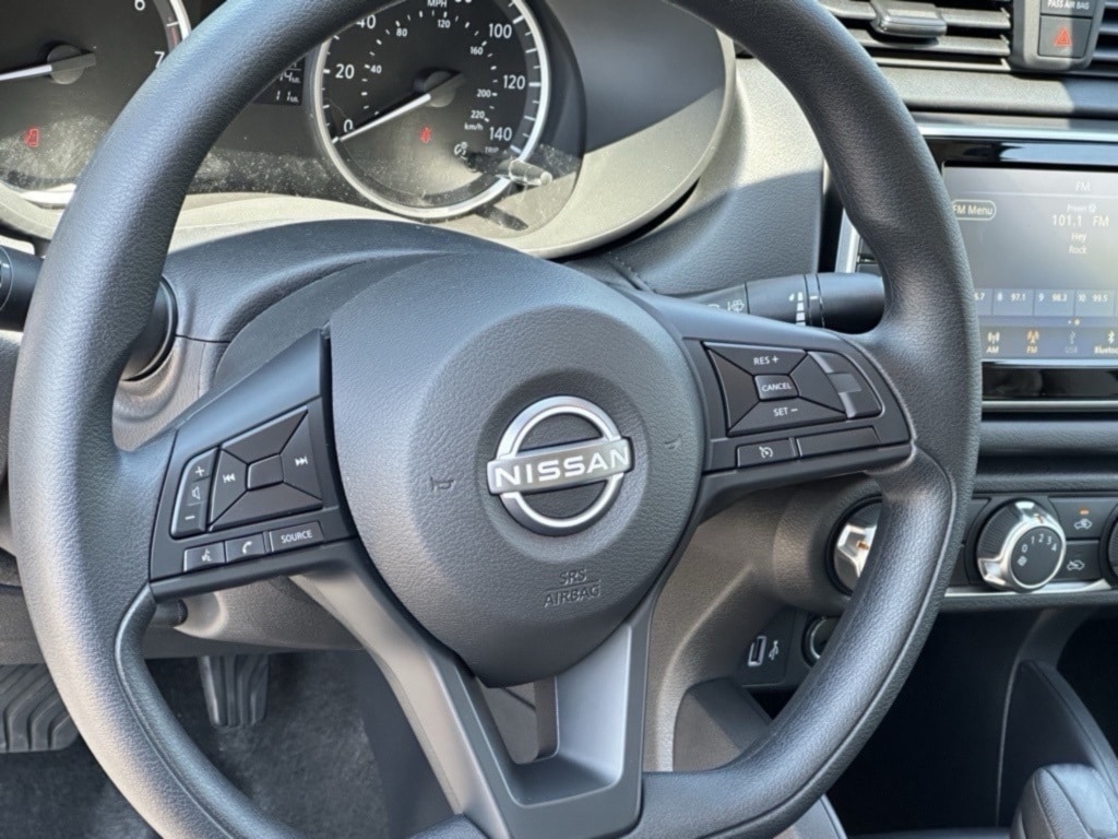 2025 NISSAN VERSA - Image 15