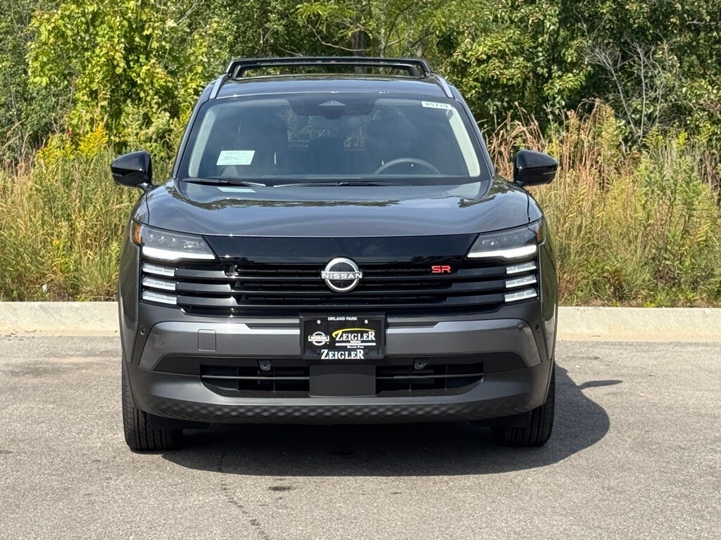 New 2026 Nissan Kicks SR SUV