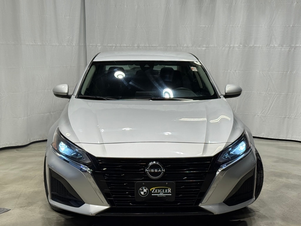 2023 NISSAN ALTIMA - Image 2