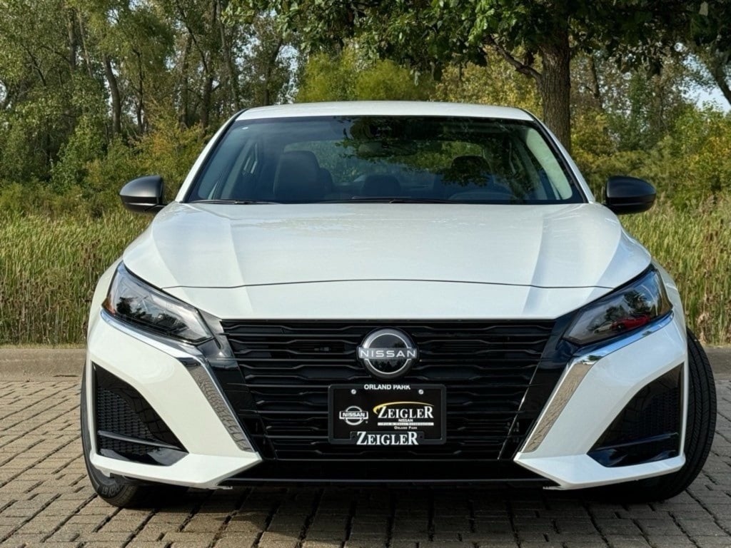 2025 NISSAN ALTIMA - Image 3