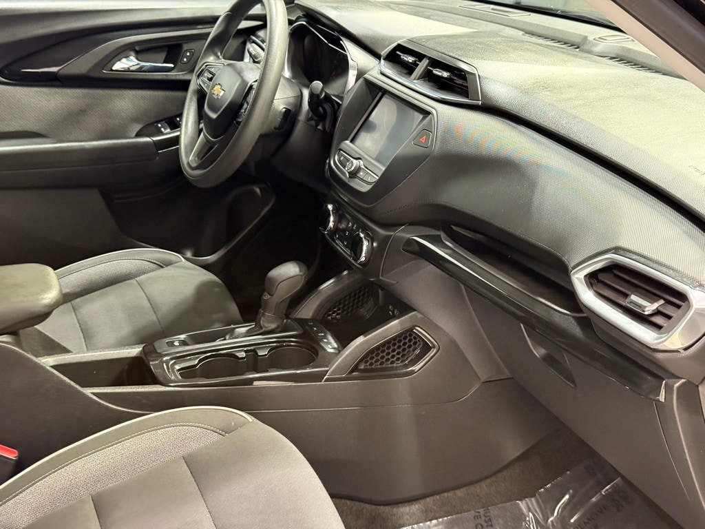 2023 CHEVROLET TRAILBLAZER - Image 30