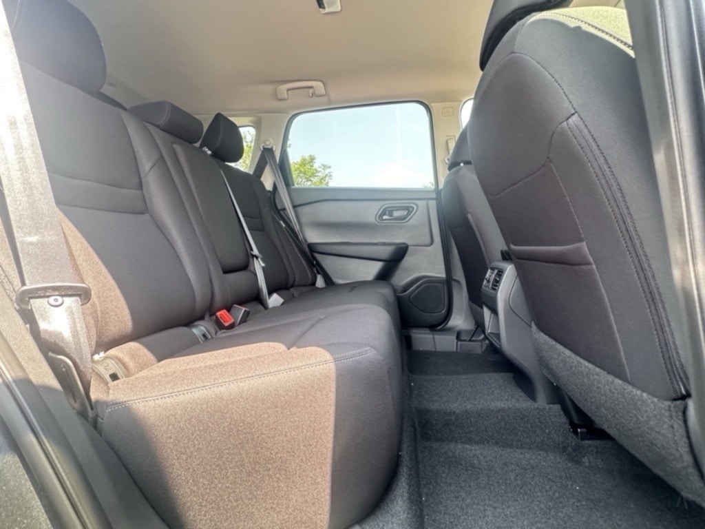 2025 NISSAN ROGUE - Image 20