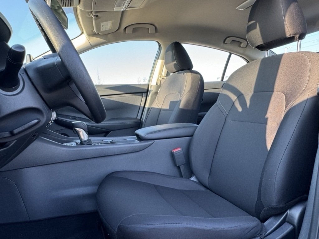 2025 NISSAN SENTRA - Image 17