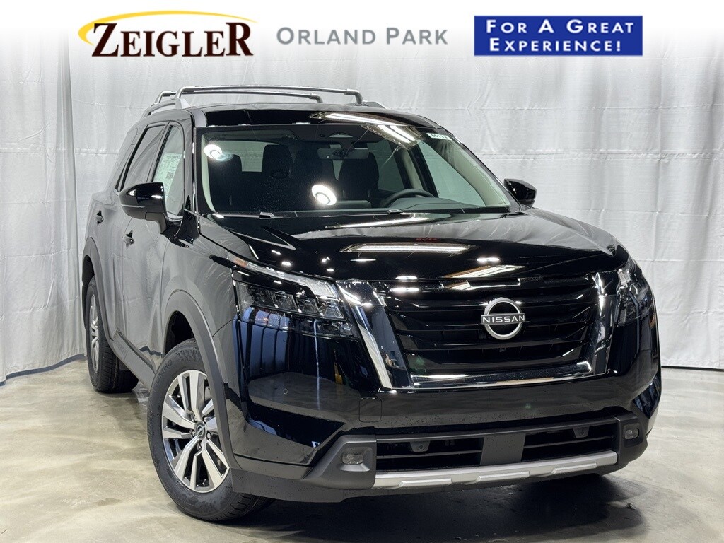New 2025 Nissan Pathfinder SL SUV