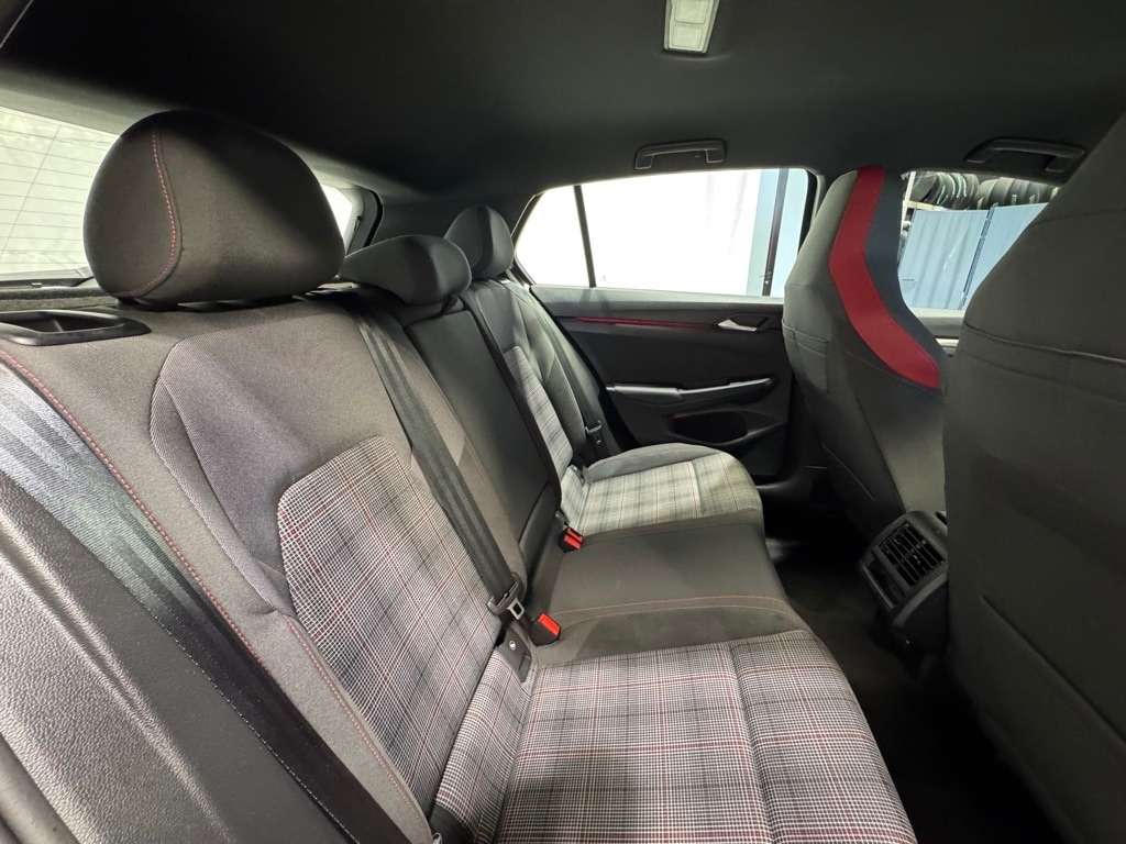 2024 VOLKSWAGEN GOLF GTI - Image 27