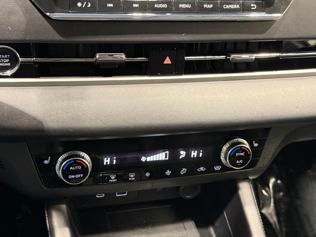 2024 MITSUBISHI OUTLANDER - Image 12