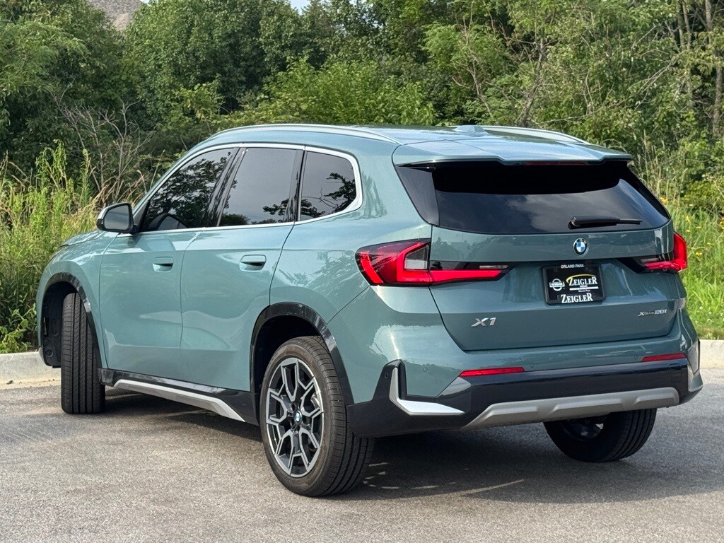 2023 Bmw X1 XDrive28i photo 3