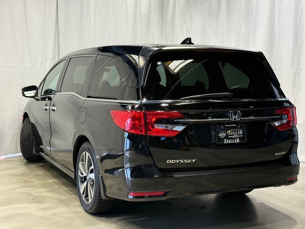 Used 2023 Honda Odyssey Touring Van