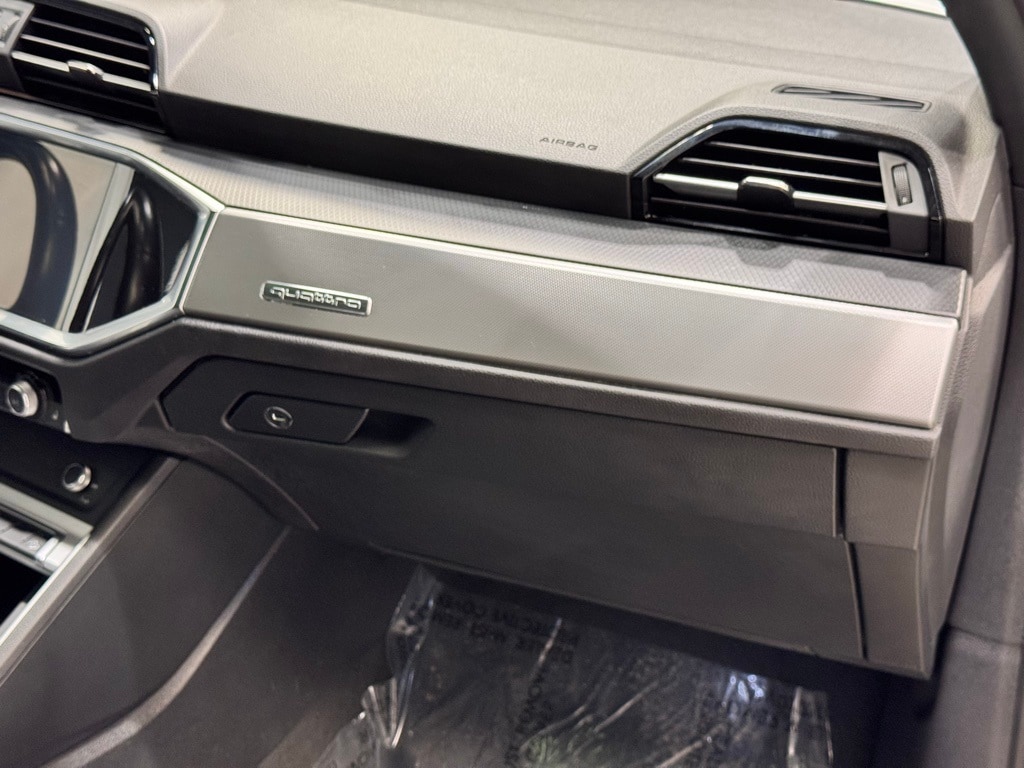 2023 AUDI Q3 - Image 28