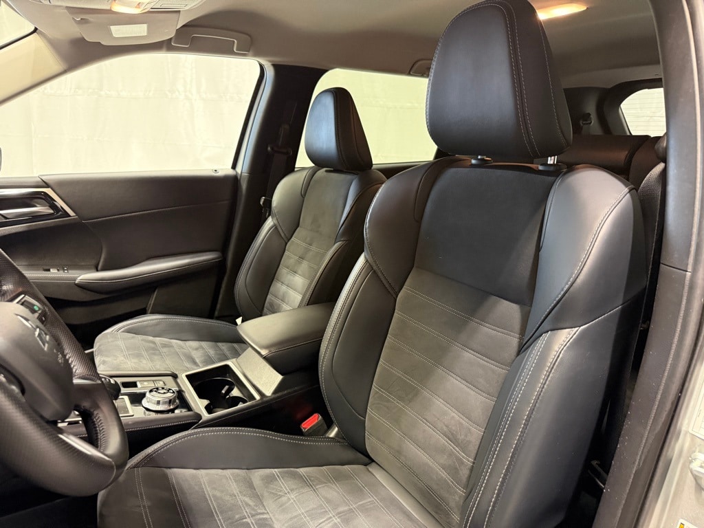 2024 MITSUBISHI OUTLANDER - Image 22