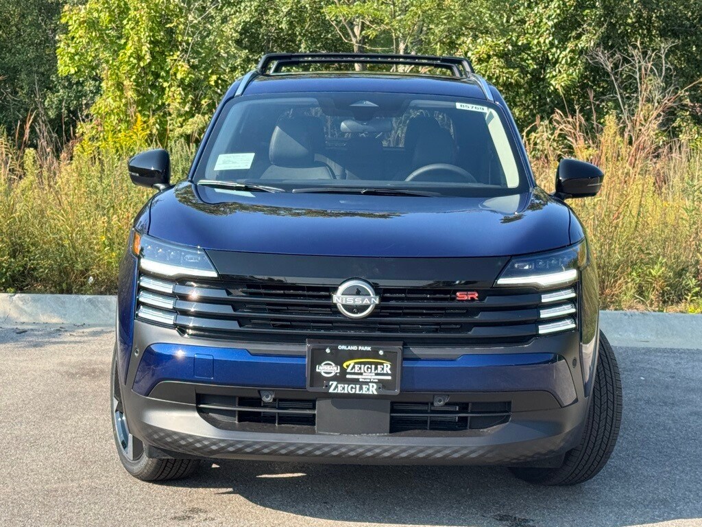 New 2026 Nissan Kicks SR SUV