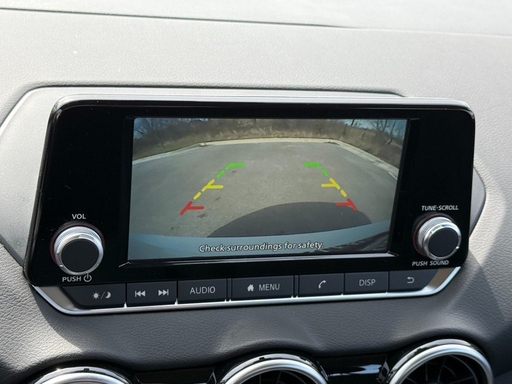 2025 NISSAN SENTRA - Image 10