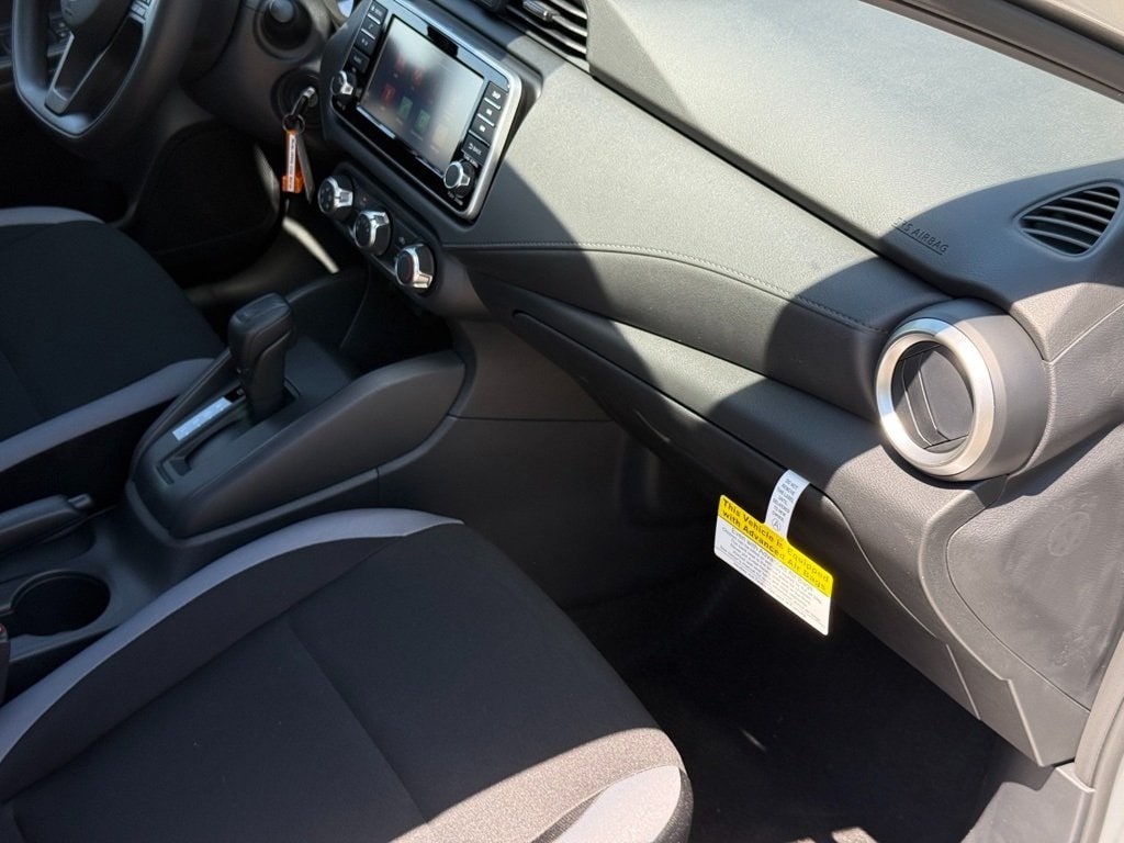 2025 NISSAN VERSA - Image 31