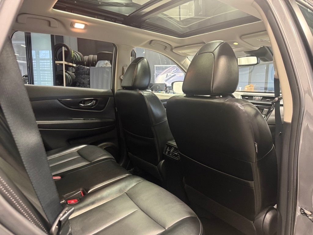 2018 NISSAN ROGUE - Image 24