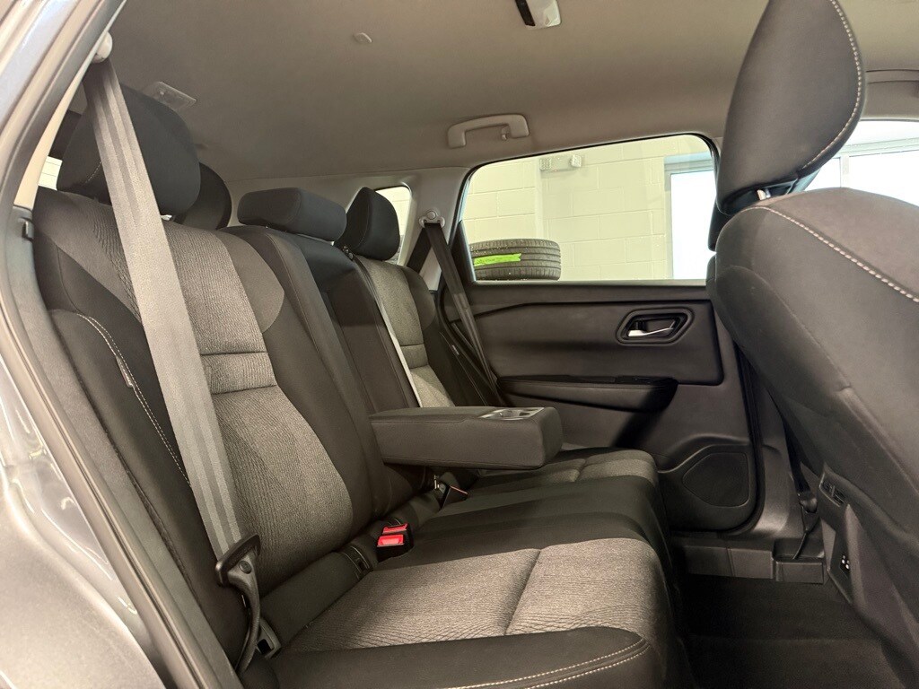 2024 NISSAN ROGUE - Image 24