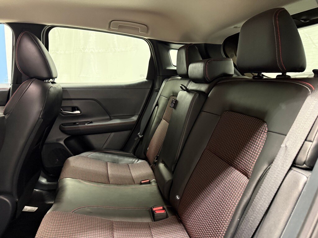 2025 NISSAN KICKS MPV - Image 17