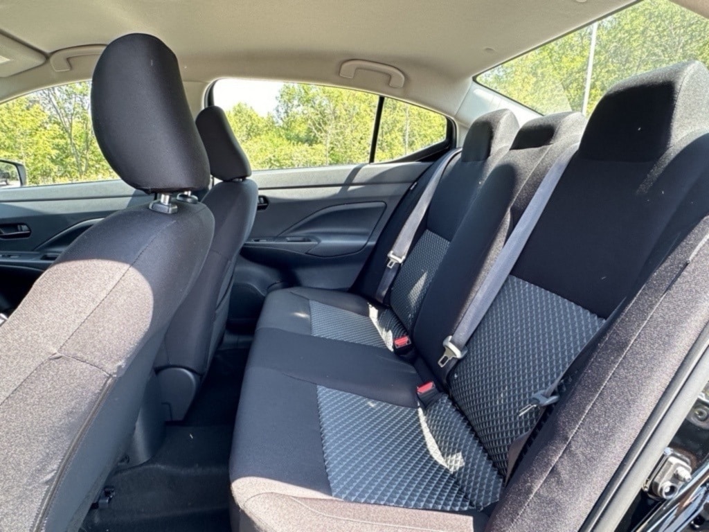 2025 NISSAN VERSA - Image 23