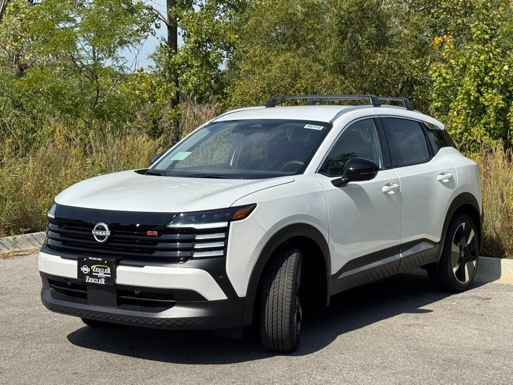 New 2026 Nissan Kicks SR SUV