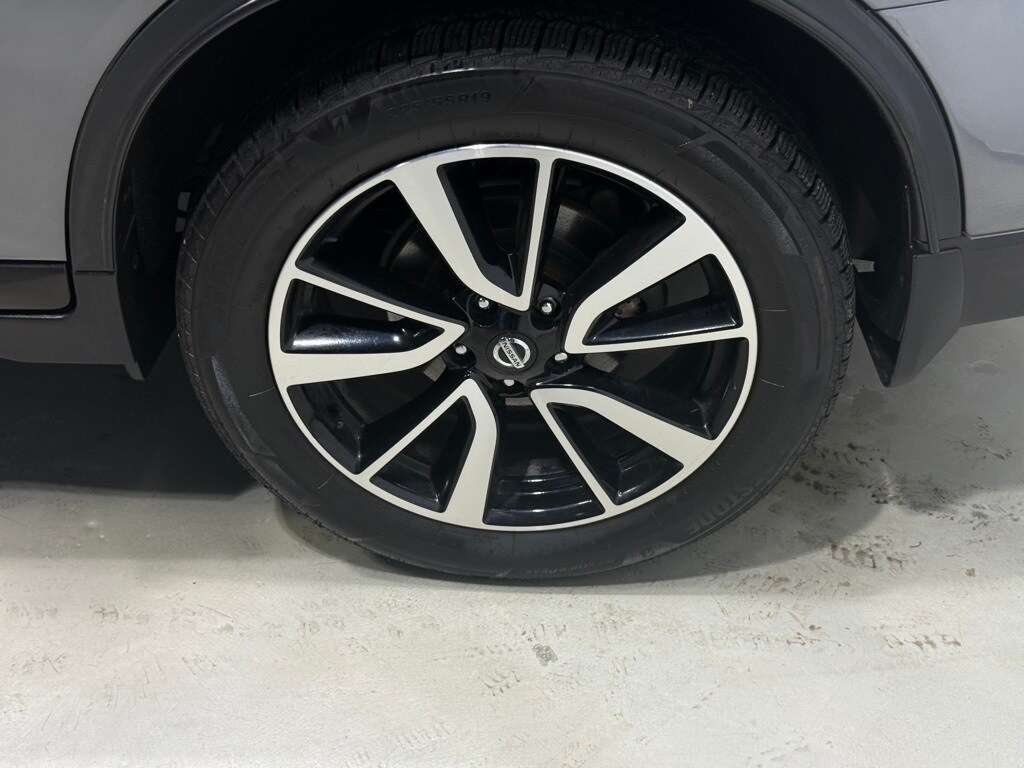 2018 NISSAN ROGUE - Image 31