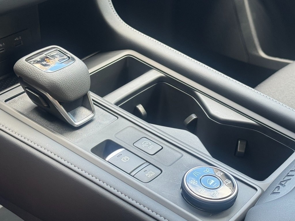 2025 NISSAN PATHFINDER - Image 10