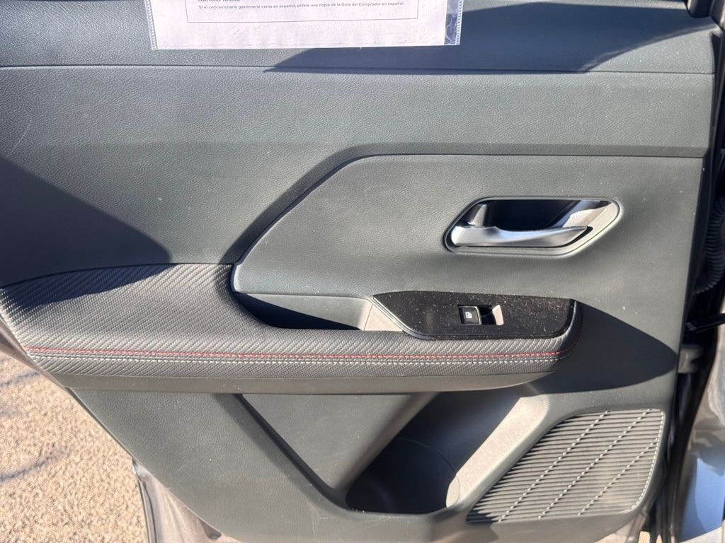 2025 NISSAN KICKS MPV - Image 23