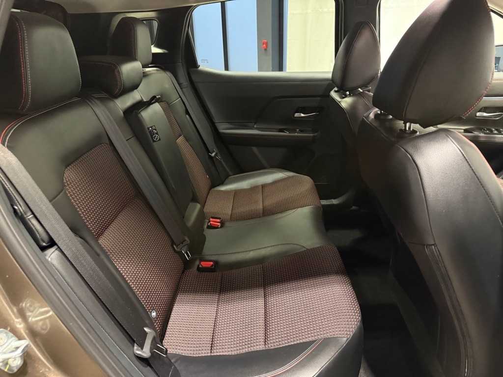 2025 NISSAN KICKS MPV - Image 23
