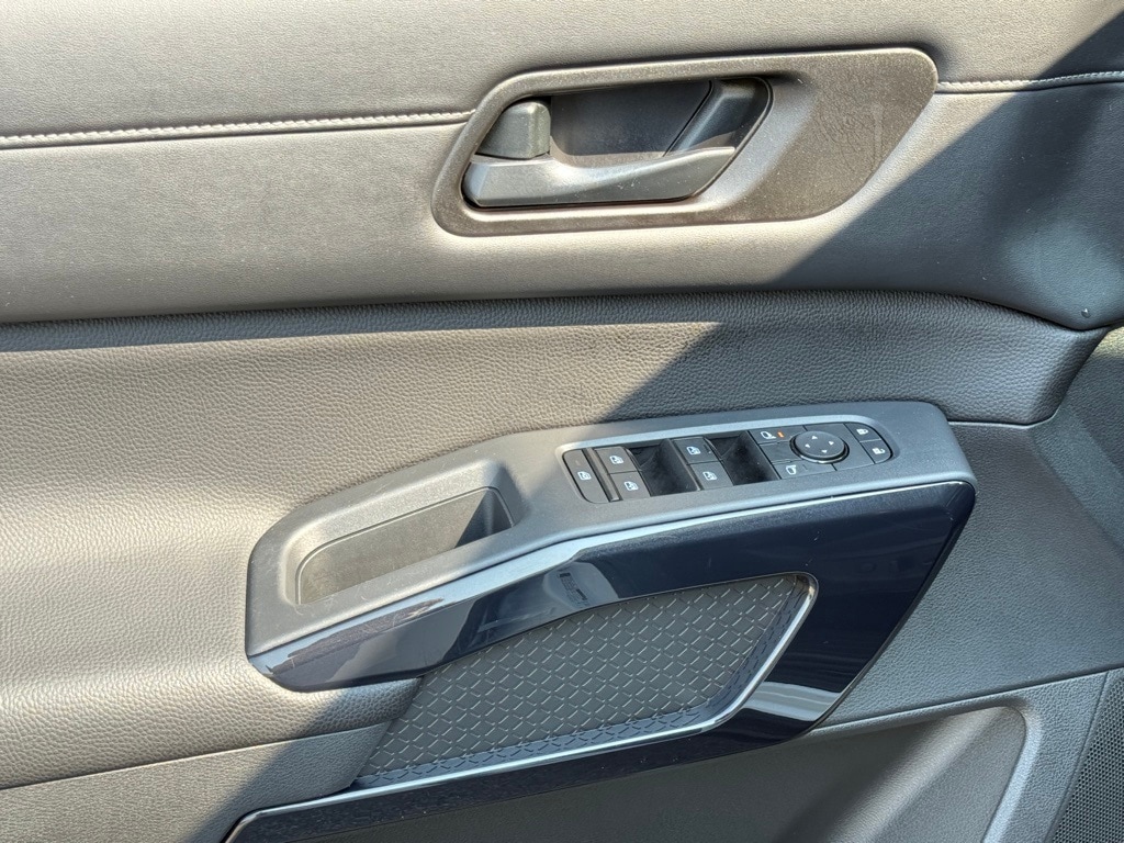 2025 NISSAN PATHFINDER - Image 18