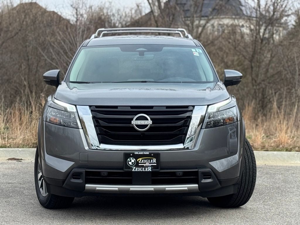 Certified 2025 Nissan Pathfinder SL SUV