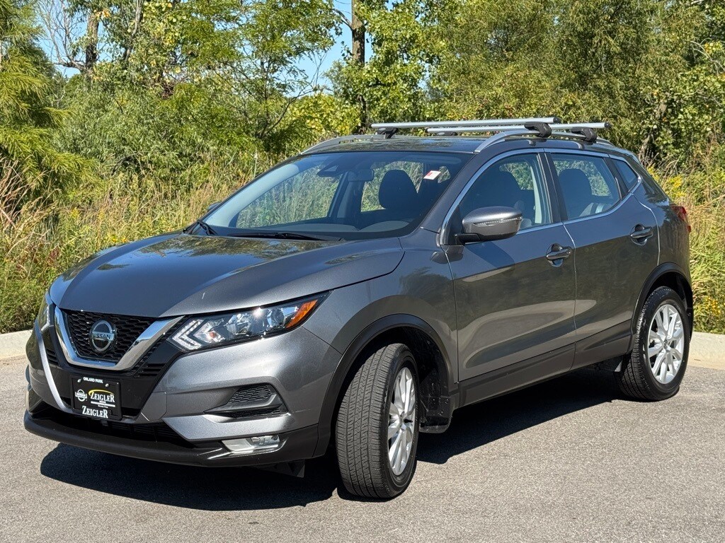 2021 Nissan Rogue Sport SV photo 3