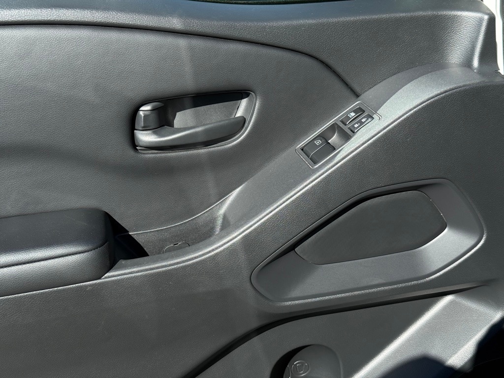 2025 NISSAN FRONTIER - Image 20