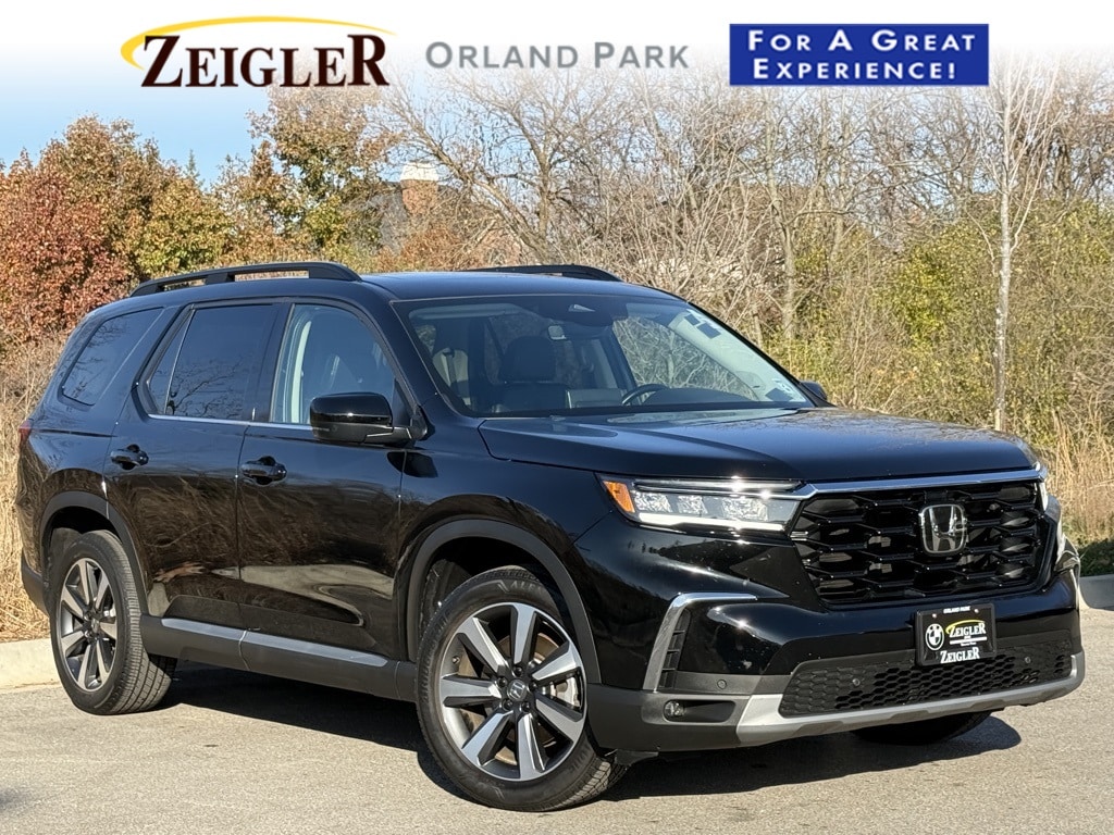 Certified 2025 Honda Pilot Touring SUV