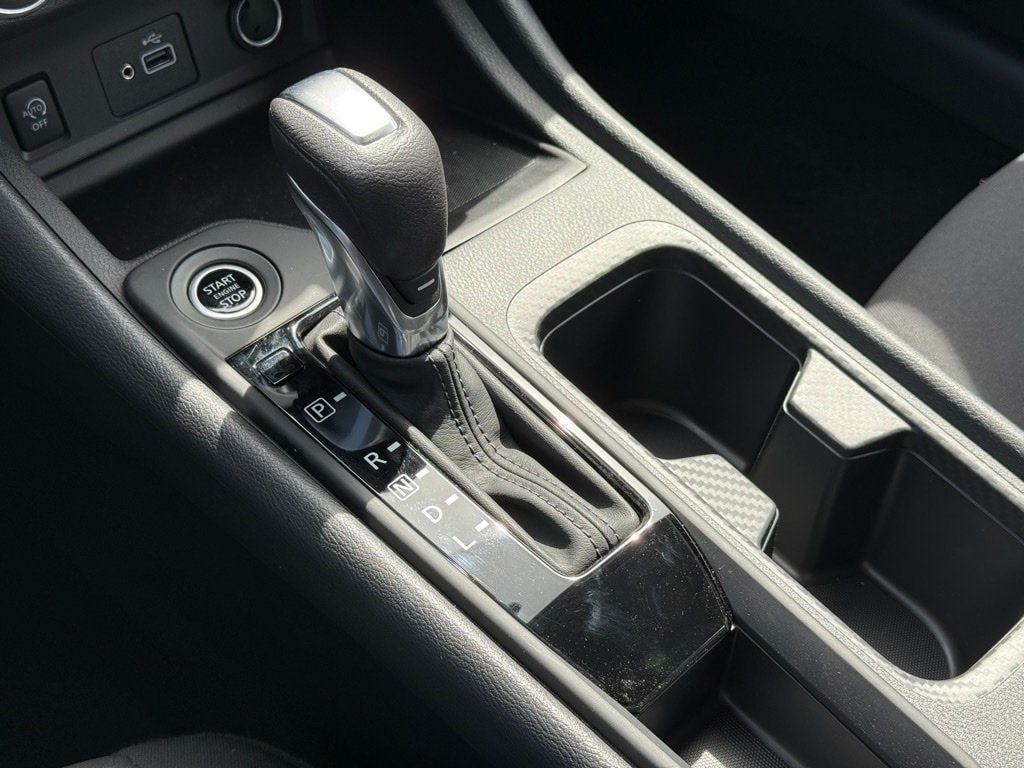 2025 NISSAN SENTRA - Image 14