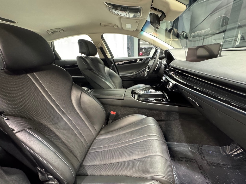2023 GENESIS G80 - Image 29