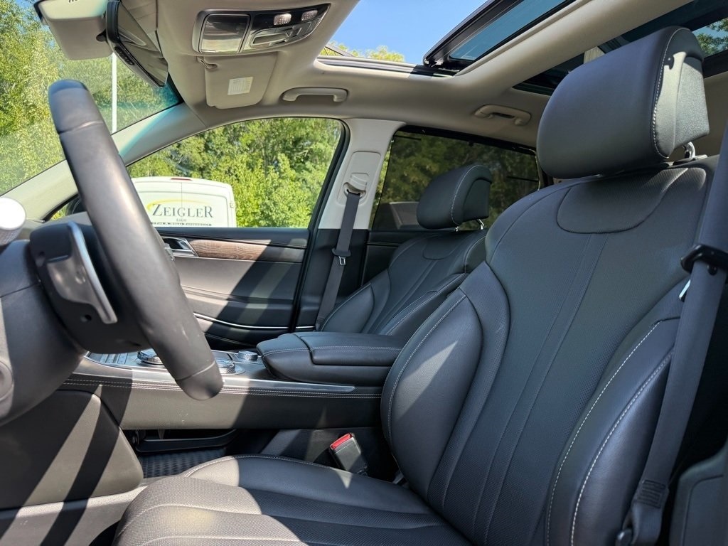 2024 GENESIS GV80 - Image 21